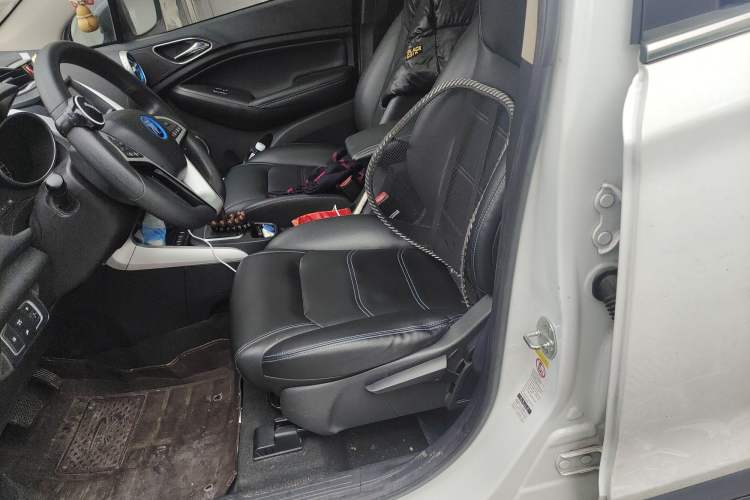 Used BYD Yuan New Energy 2018 EV360 Smart Connect Cool Edition Left Front Seat