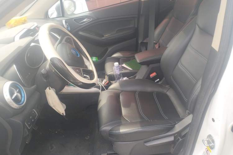 Used BYD Yuan New Energy 2018 EV360 Smart Connect Cool Edition Left Front Seat