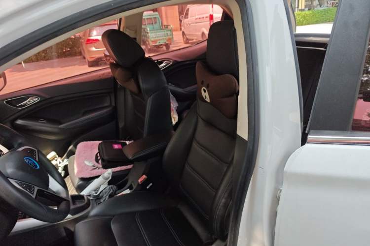 Used BYD Yuan New Energy 2018 EV360 Smart Connect Cool Edition Left Front Seat