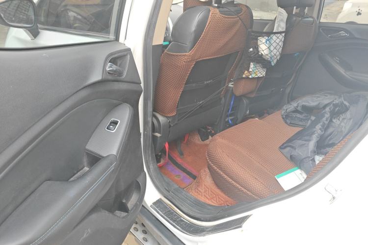 Used BYD Yuan New Energy 2018 EV360 Smart Connect Cool Edition Left Rear Seat