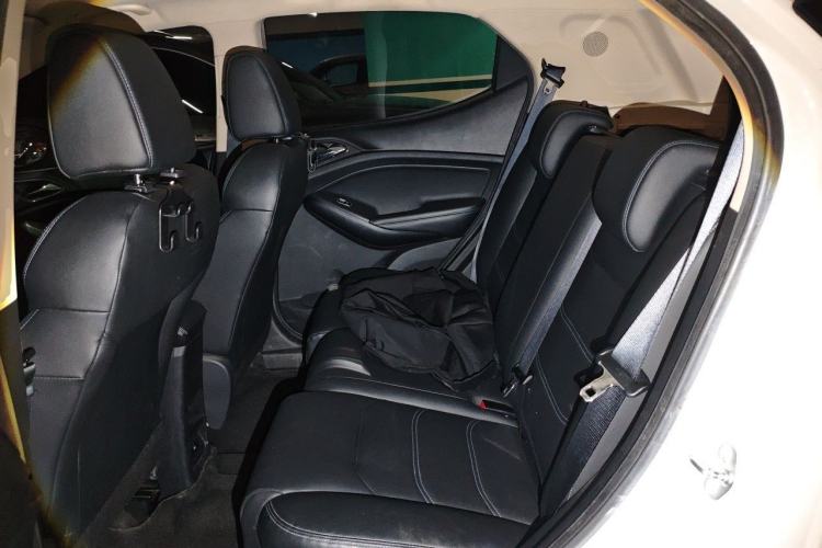 Used BYD Yuan New Energy 2018 EV360 Smart Connect Cool Edition Left Rear Seat