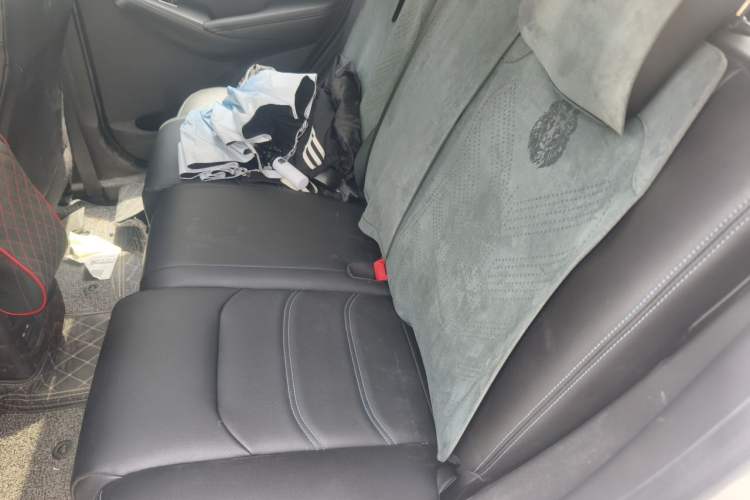 Used BYD Yuan New Energy 2018 EV360 Smart Connect Cool Edition Left Rear Seat