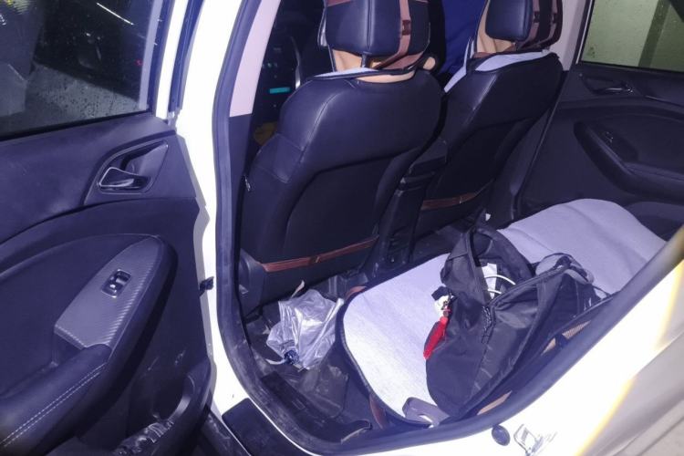 Used BYD Yuan New Energy 2018 EV360 Smart Connect Cool Edition Left Rear Seat