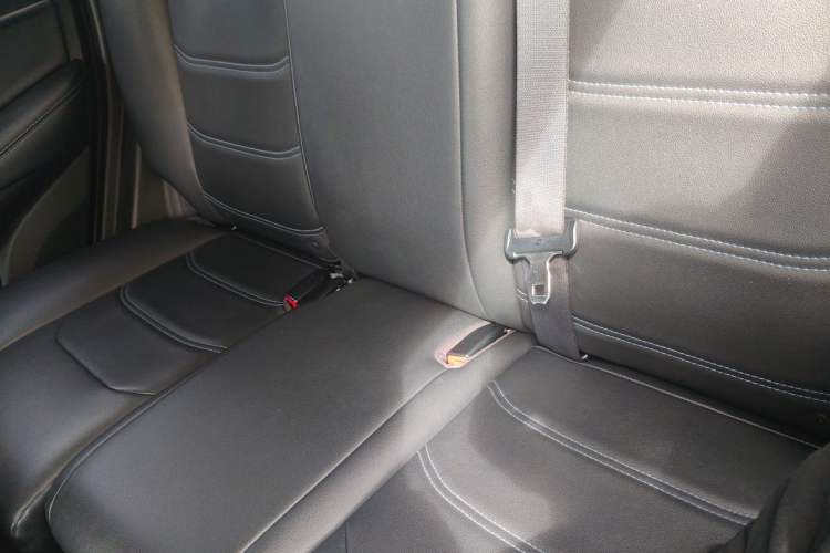Used BYD Yuan New Energy 2018 EV360 Smart Connect Cool Edition Left Rear Seat
