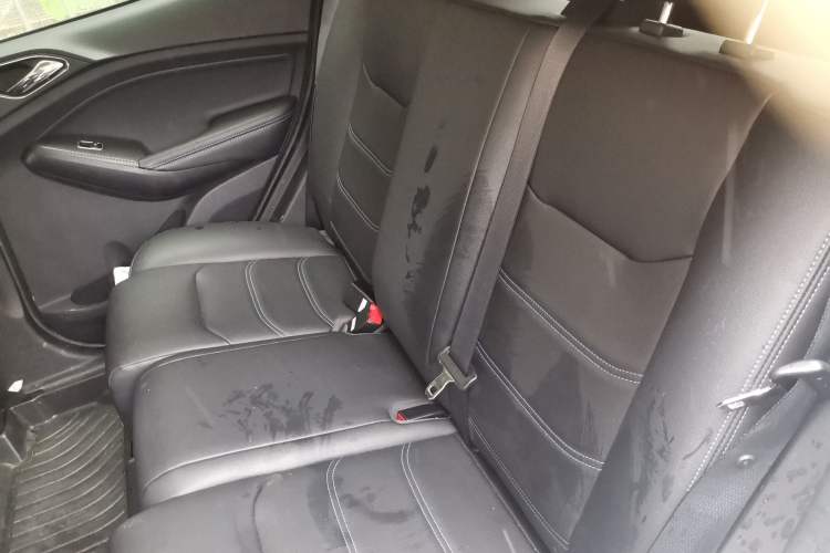 Used BYD Yuan New Energy 2018 EV360 Smart Connected Cool Model Left Rear Seat