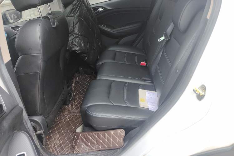 Used BYD Yuan New Energy 2018 EV360 Smart Connect Cool Edition Left Rear Seat
