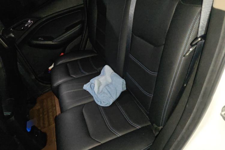 Used BYD Yuan New Energy 2018 EV360 Smart Connect Cool Edition Left Rear Seat
