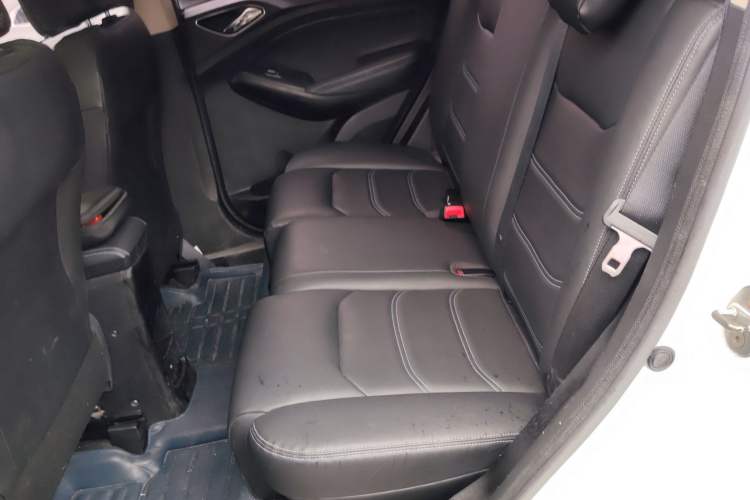 Used BYD Yuan New Energy 2018 EV360 Smart Connect Cool Edition Left Rear Seat