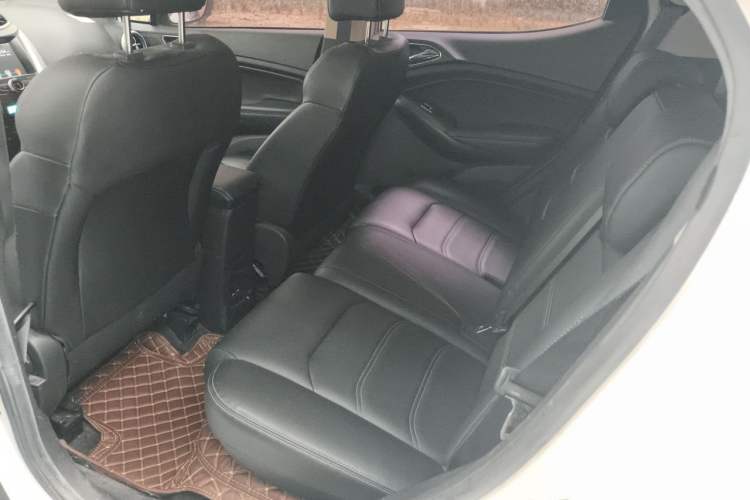 Used BYD Yuan New Energy 2018 EV360 Smart Connect Cool Edition Left Rear Seat