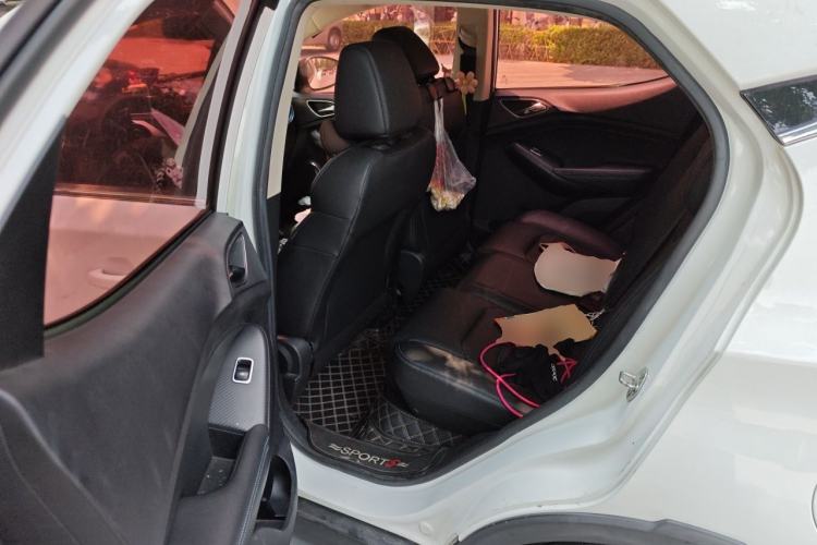 Used BYD Yuan New Energy 2018 EV360 Smart Connect Cool Edition Left Rear Seat