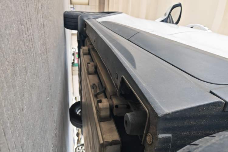 Used BYD Yuan New Energy 2018 EV360 Smart Connect Cool Edition Left Side Sill