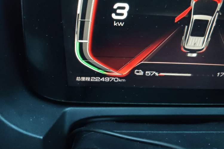 Used BYD Yuan New Energy 2018 EV360 Smart Connect Cool Edition Odometer Close Up