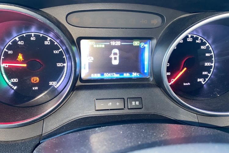Used BYD Yuan New Energy 2018 EV360 Smart Connect Cool Edition Odometer Close Up