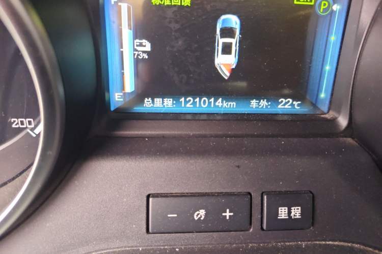 Used BYD Yuan New Energy 2018 EV360 Smart Connect Cool Edition Odometer Close Up