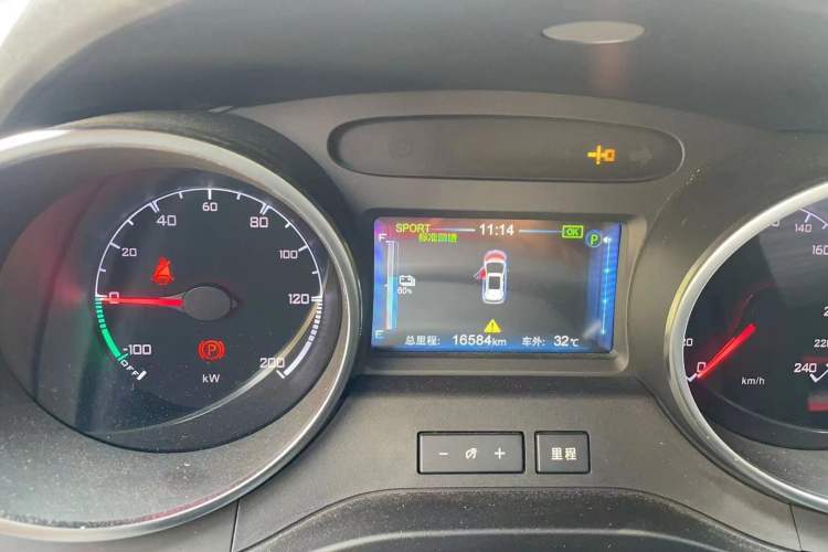Used BYD Yuan New Energy 2018 EV360 Smart Connect Cool Edition Odometer Close Up