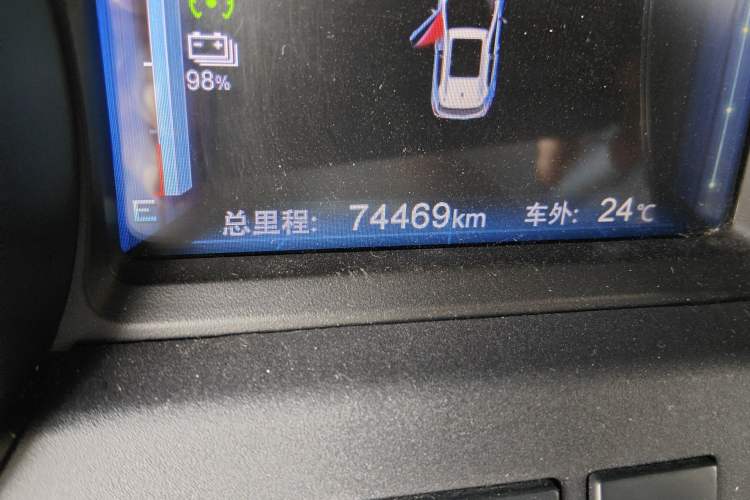 Used BYD Yuan New Energy 2018 EV360 Smart Connect Cool Edition Odometer Close Up