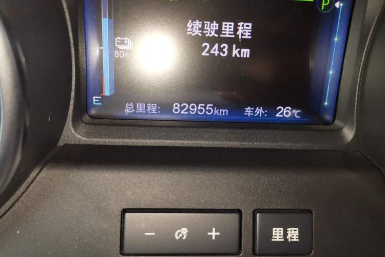 Used BYD Yuan New Energy 2018 EV360 Smart Connected Cool Model Odometer Close Up