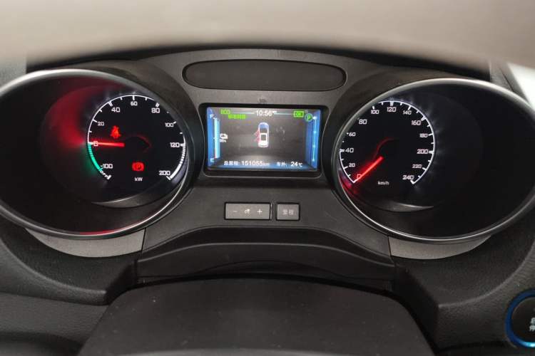 Used BYD Yuan New Energy 2018 EV360 Smart Connect Cool Edition Odometer Close Up