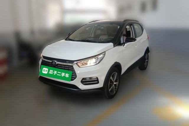 Ojetý BYD Yuan New Energy 2018 EV360 Smart Connected Cool Model