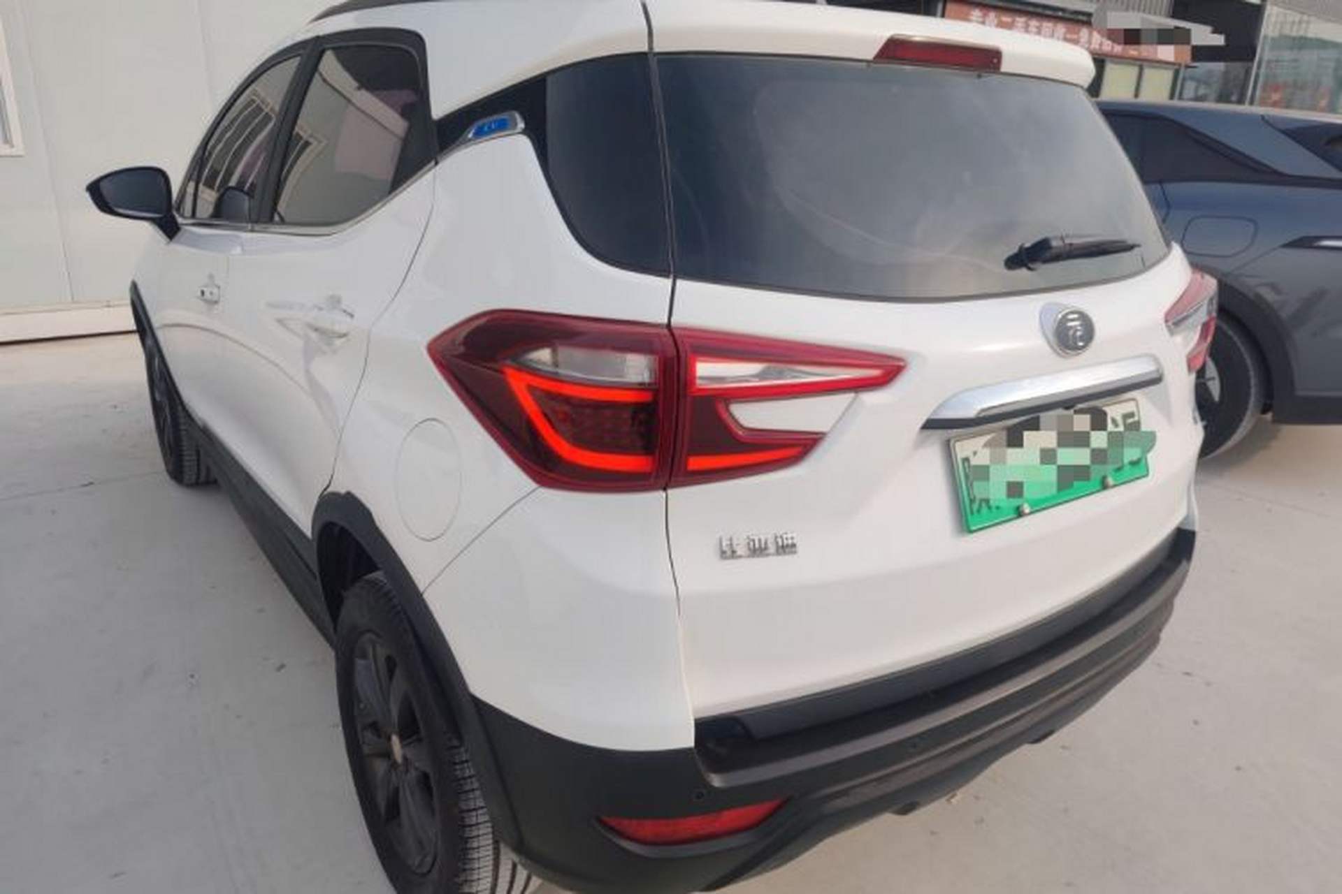 Used BYD Yuan New Energy 2018 EV360 Smart Connect Cool Edition Rear Left 45 Deg