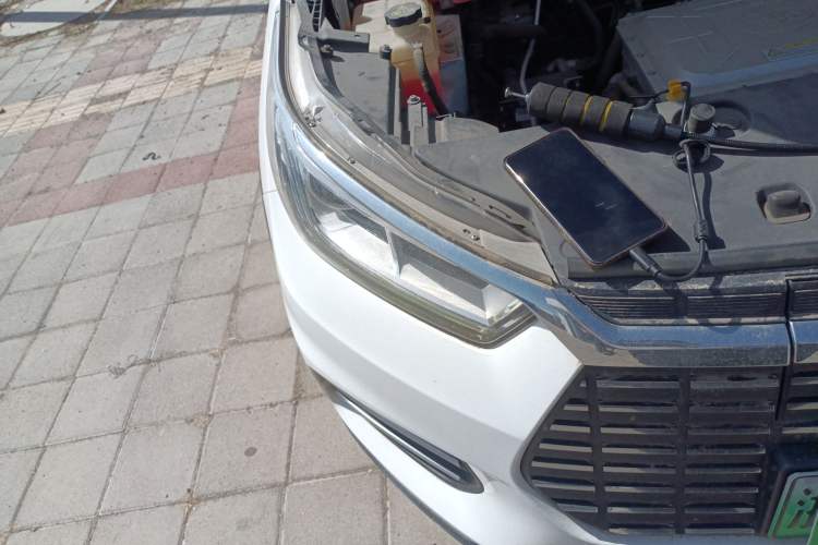 Used BYD Yuan New Energy 2018 EV360 Smart Connect Cool Edition Right Front Headlight