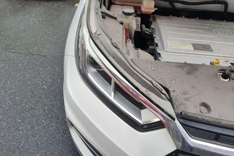 Used BYD Yuan New Energy 2018 EV360 Smart Connected Cool Model Right Front Headlight
