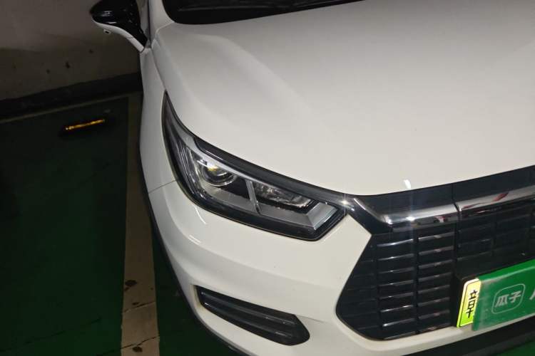 Used BYD Yuan New Energy 2018 EV360 Smart Connect Cool Edition Right Front Headlight