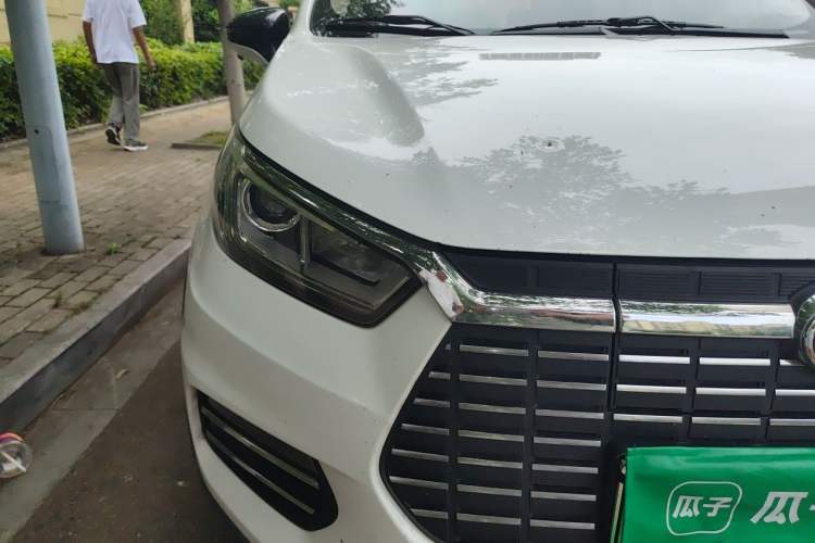 Used BYD Yuan New Energy 2018 EV360 Smart Connect Cool Edition Right Front Headlight