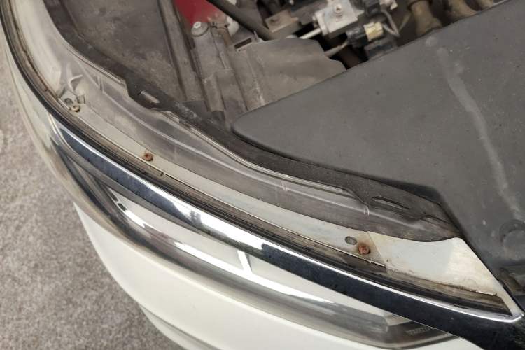 Used BYD Yuan New Energy 2018 EV360 Smart Connect Cool Edition Right Front Headlight