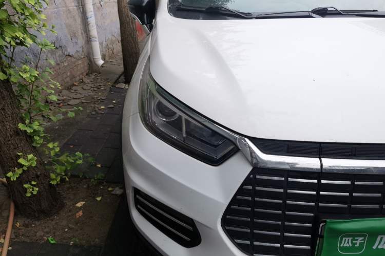 Used BYD Yuan New Energy 2018 EV360 Smart Connect Cool Edition Right Front Headlight