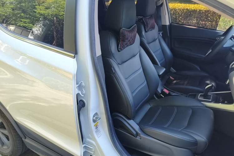 Used BYD Yuan New Energy 2018 EV360 Smart Connect Cool Edition Right Front Seat