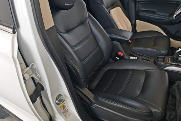 Used BYD Yuan New Energy 2018 EV360 Smart Connect Cool Edition Right Front Seat