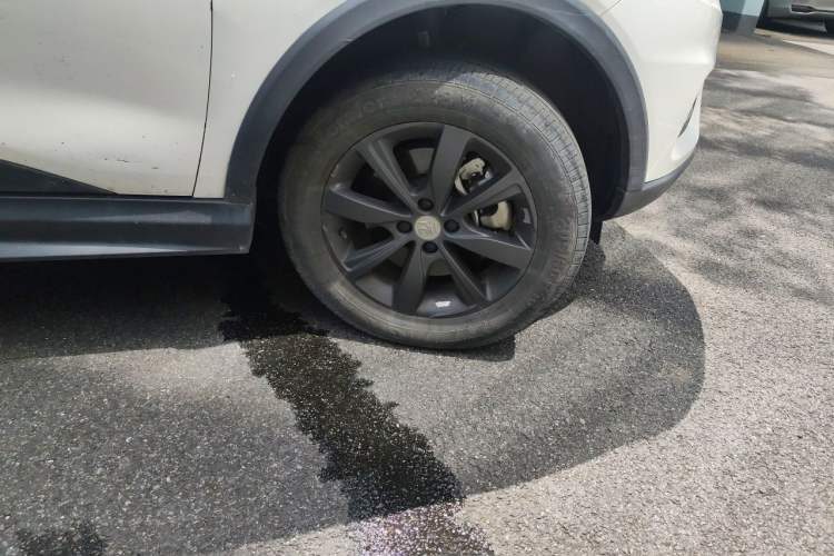 Used BYD Yuan New Energy 2018 EV360 Smart Connect Cool Edition Right Front Wheel Hub