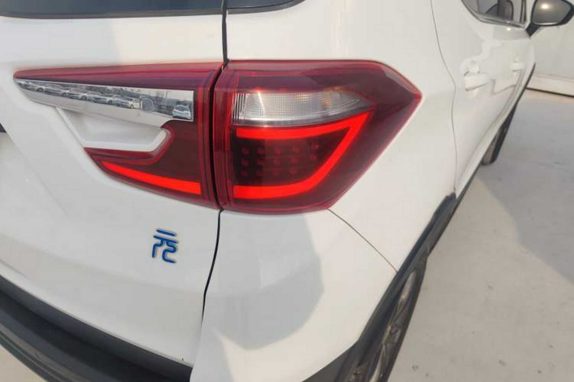 Used BYD Yuan New Energy 2018 EV360 Smart Connect Cool Edition Right Rear Taillight