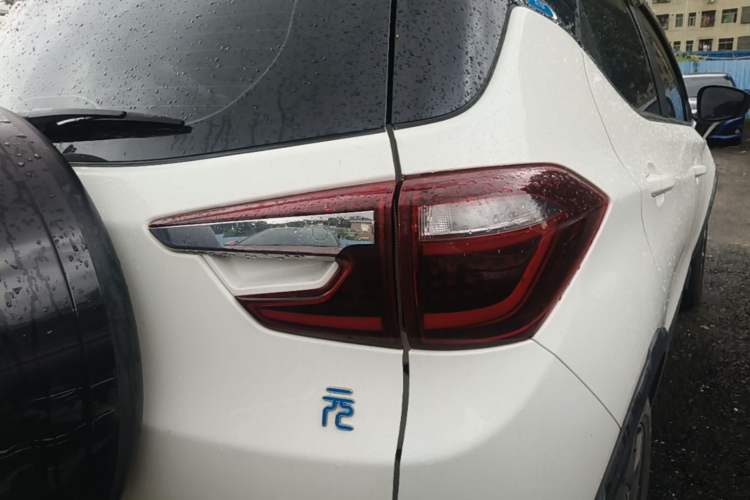 Used BYD Yuan New Energy 2018 EV360 Smart Connected Cool Model Right Rear Taillight