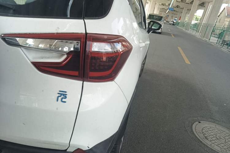 Used BYD Yuan New Energy 2018 EV360 Smart Connected Cool Model Right Rear Taillight