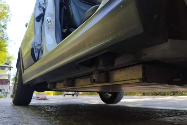 Used BYD Yuan New Energy 2018 EV360 Smart Connect Cool Edition Right Side Sill