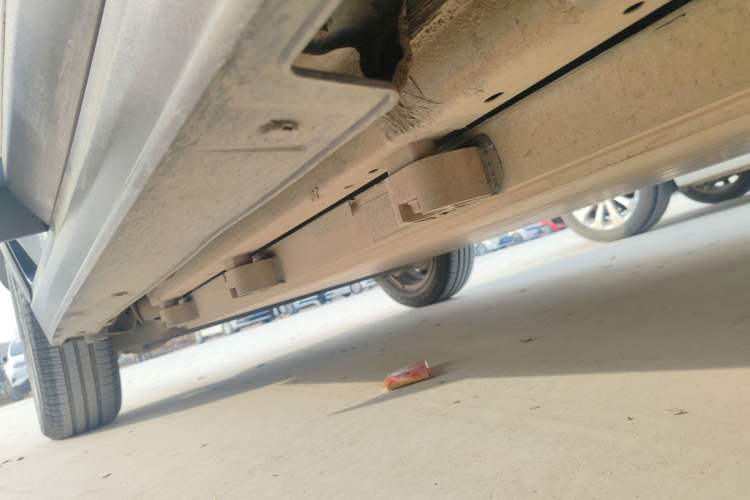 Used BYD Yuan New Energy 2018 EV360 Smart Connect Cool Edition Right Side Sill
