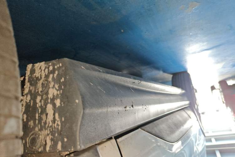 Used BYD Yuan New Energy 2018 EV360 Smart Connect Cool Edition Right Side Sill