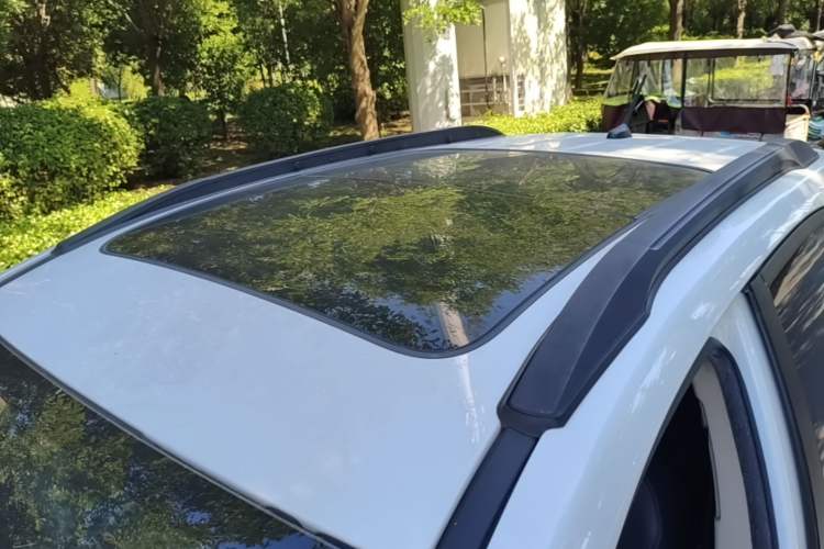 Used BYD Yuan New Energy 2018 EV360 Smart Connect Cool Edition Roof