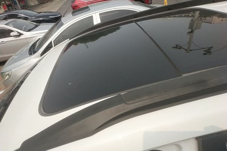 Used BYD Yuan New Energy 2018 EV360 Smart Connect Cool Edition Roof