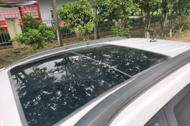 Used BYD Yuan New Energy 2018 EV360 Smart Connect Cool Edition Roof