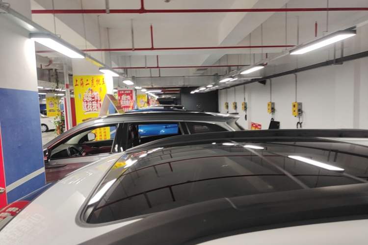 Used BYD Yuan New Energy 2018 EV360 Smart Connect Cool Edition Roof
