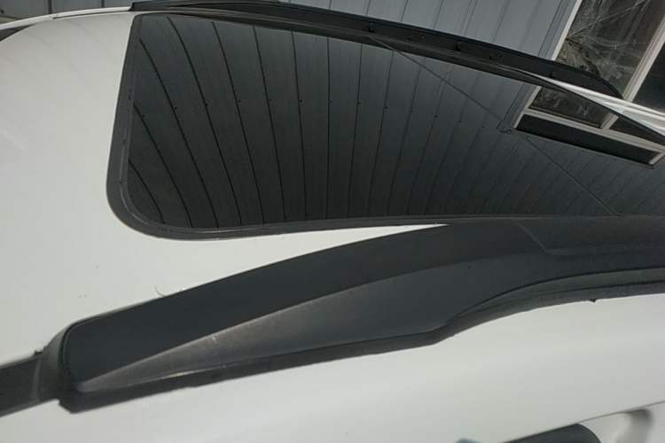 Used BYD Yuan New Energy 2018 EV360 Smart Connect Cool Edition Roof