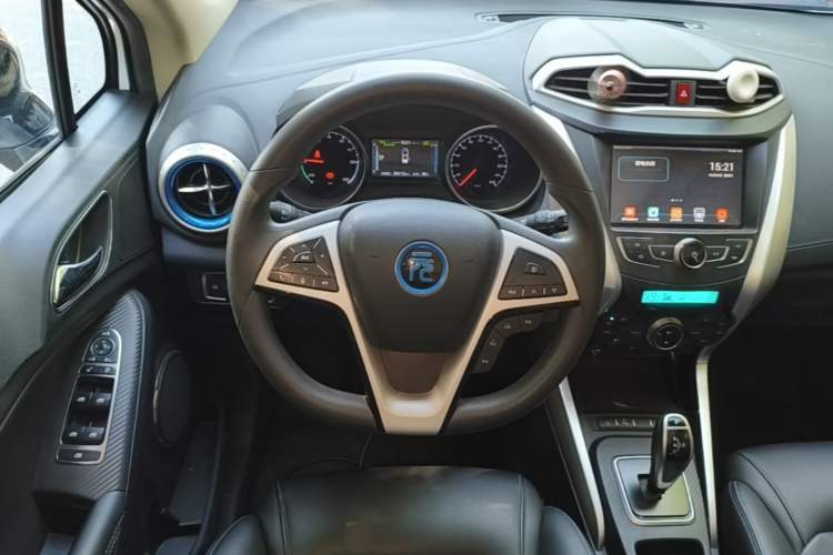 Used BYD Yuan New Energy 2018 EV360 Smart Connect Cool Edition Steering Wheel