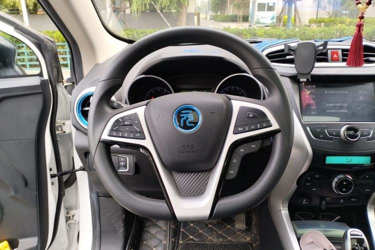 Used BYD Yuan New Energy 2018 EV360 Smart Connect Cool Edition Steering Wheel