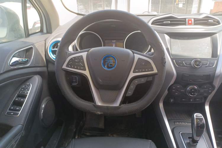Used BYD Yuan New Energy 2018 EV360 Smart Connect Cool Edition Steering Wheel