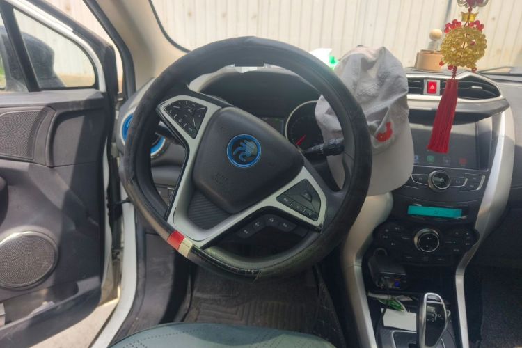 Used BYD Yuan New Energy 2018 EV360 Smart Connect Cool Edition Steering Wheel