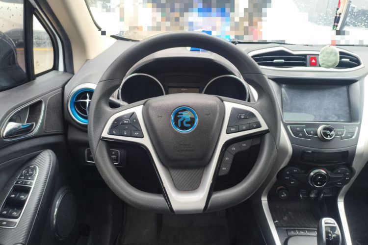 Used BYD Yuan New Energy 2018 EV360 Smart Connect Cool Edition Steering Wheel
