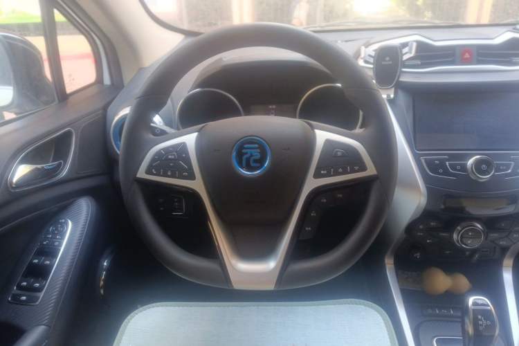 Used BYD Yuan New Energy 2018 EV360 Smart Connect Cool Edition Steering Wheel